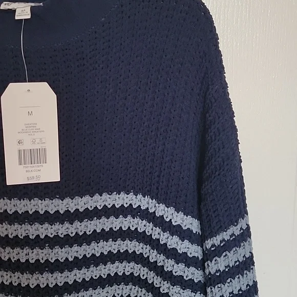 Wonderly women's long sleeved Mockneck Sweater. Blue, medium, NWT. - Picture 7 of 9